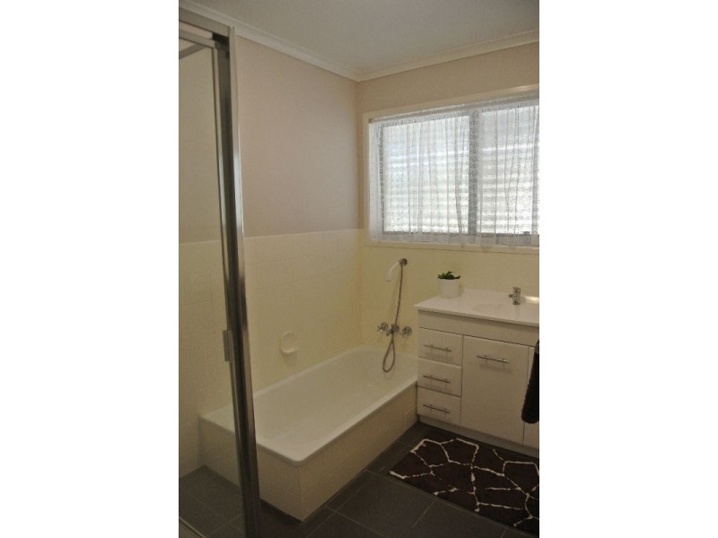 15 Maranoa Street, Carina Heights QLD 4152