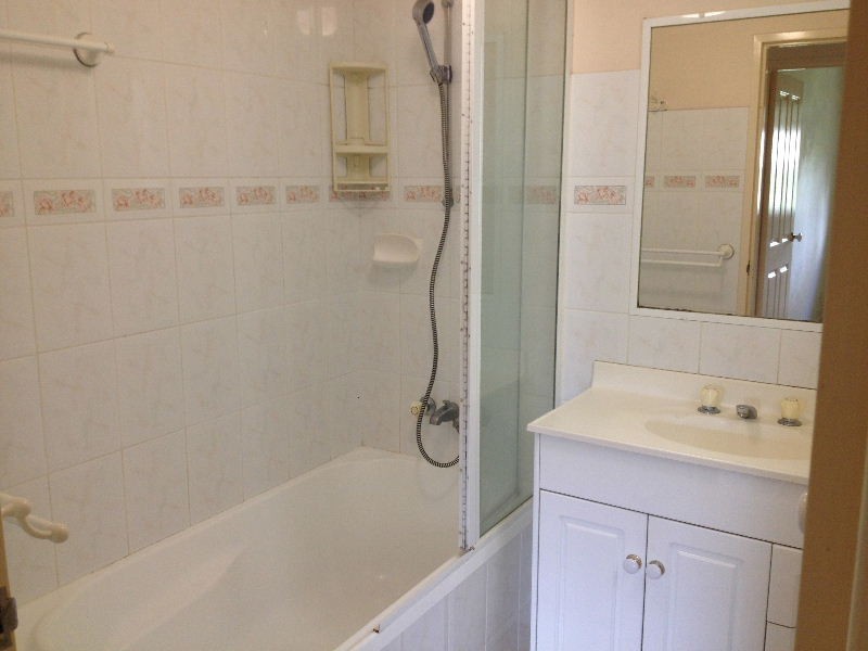 2/450 Old Cleveland Road, Coorparoo QLD 4151