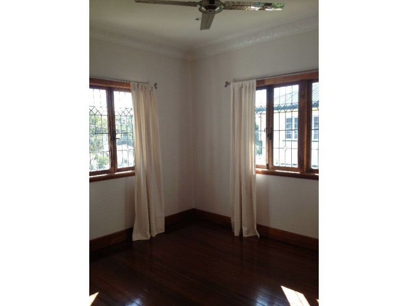 36 Meridian Street, Coorparoo QLD 4151