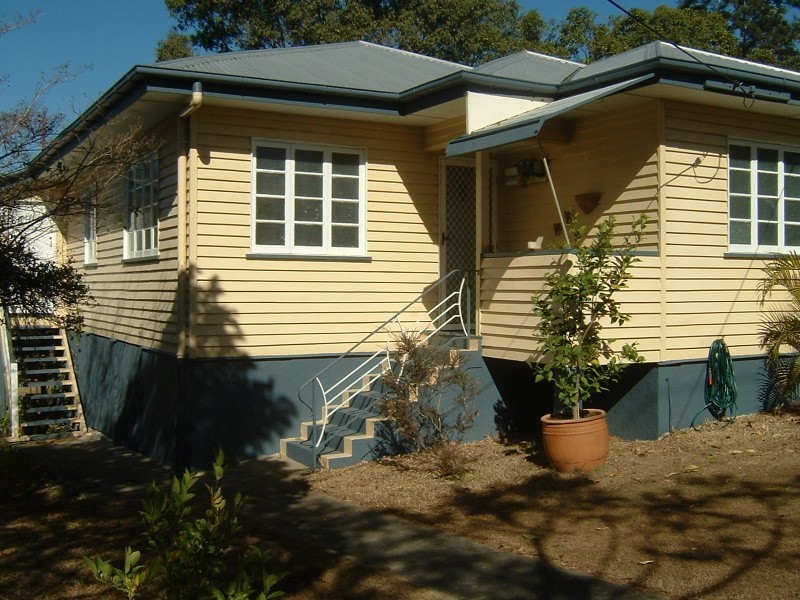 219 Stanley Road, Carina QLD 4152