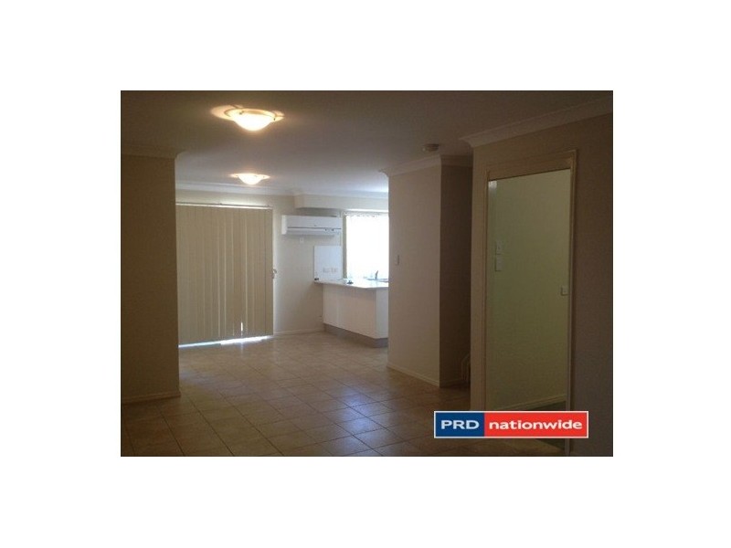 2/5 Hilltop Court, Carina QLD 4152