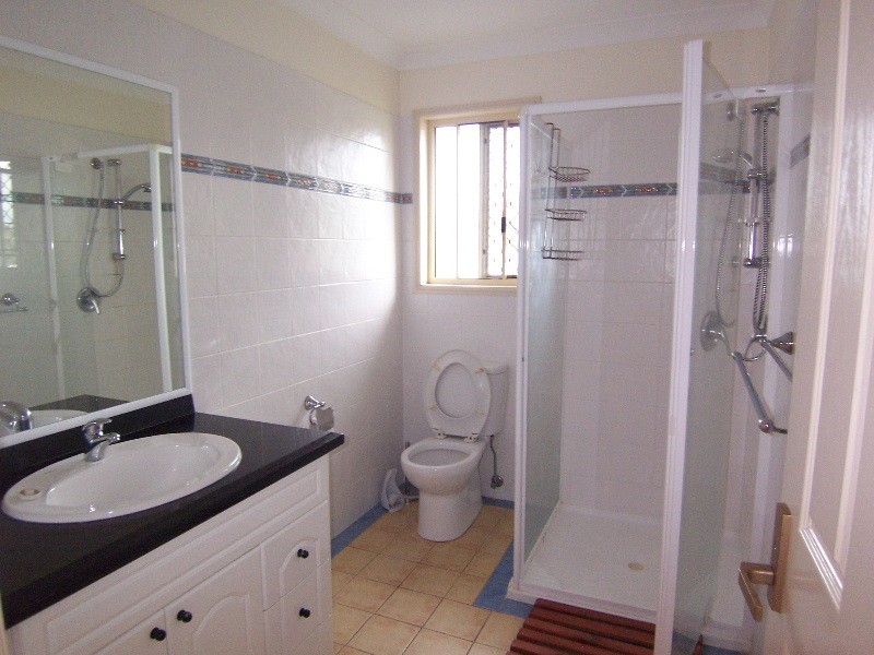 8/12 Kent Street, Coorparoo QLD 4151