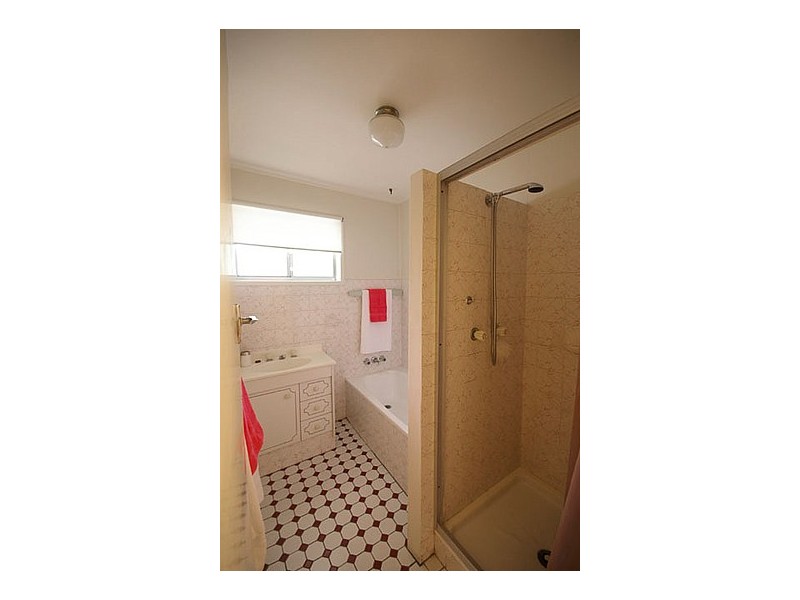 1566A Creek Road, Carina QLD 4152