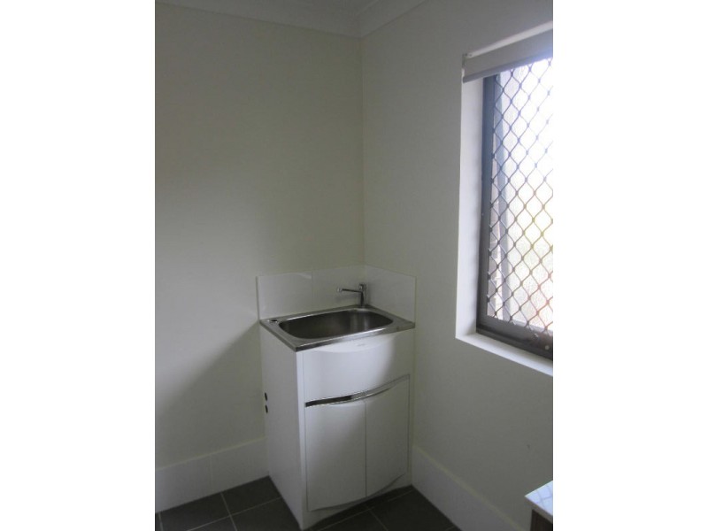 6/24 Dickenson Street, Carina QLD 4152