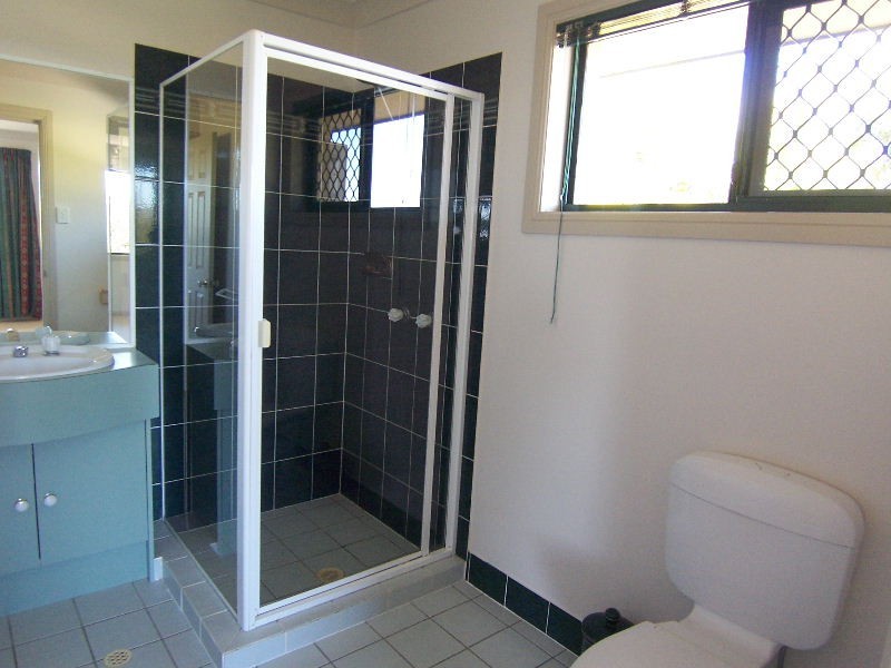 2 Forest Place, Carindale QLD 4152