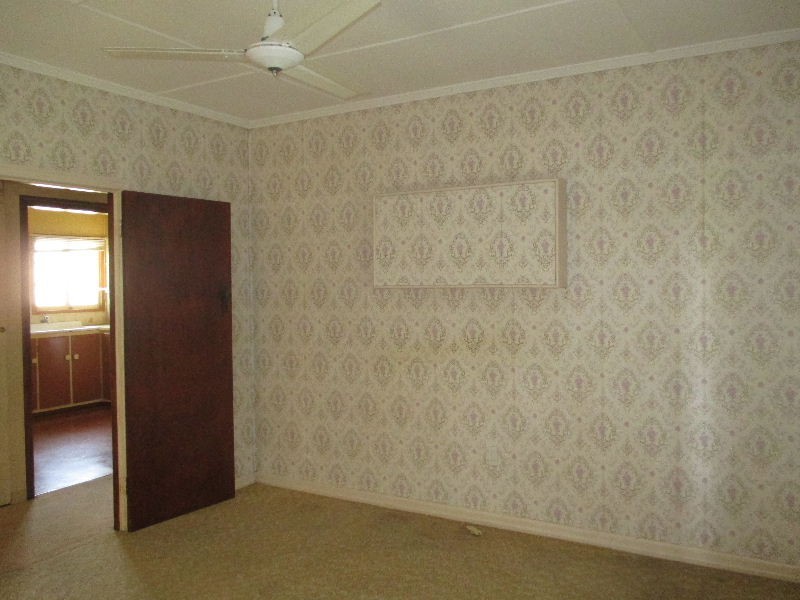 76 Dickenson Street, Carina QLD 4152