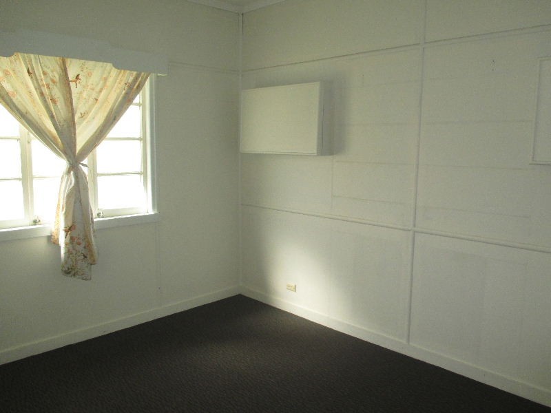 76 Dickenson Street, Carina QLD 4152