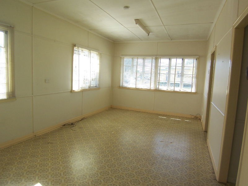 76 Dickenson Street, Carina QLD 4152