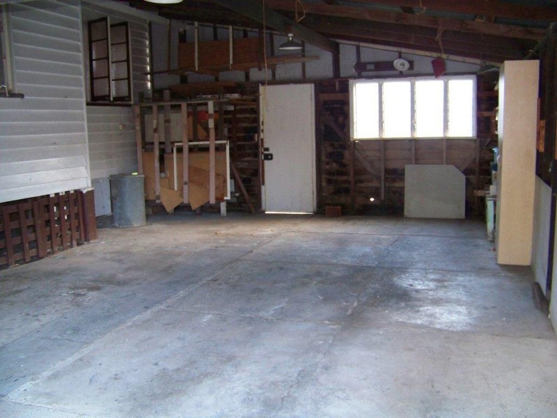 76 Dickenson Street, Carina QLD 4152