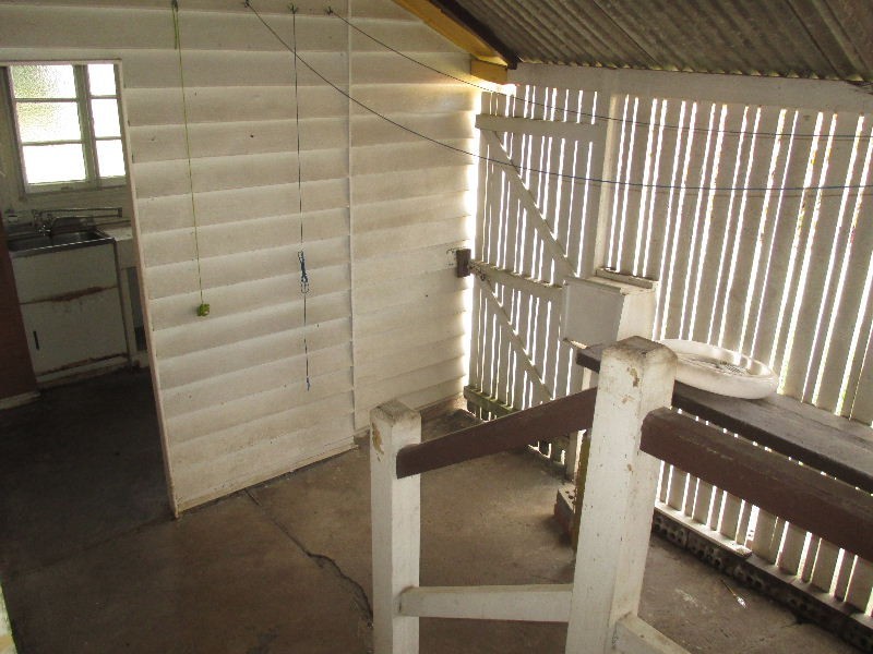 76 Dickenson Street, Carina QLD 4152