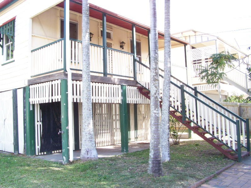 139 Temple Street, Coorparoo QLD 4151