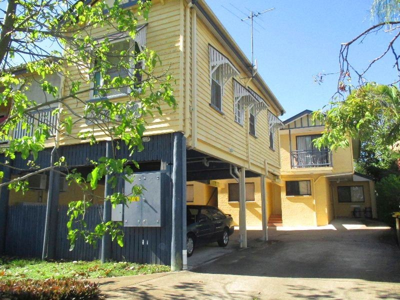 4/41 Robinson Street, Coorparoo QLD 4151