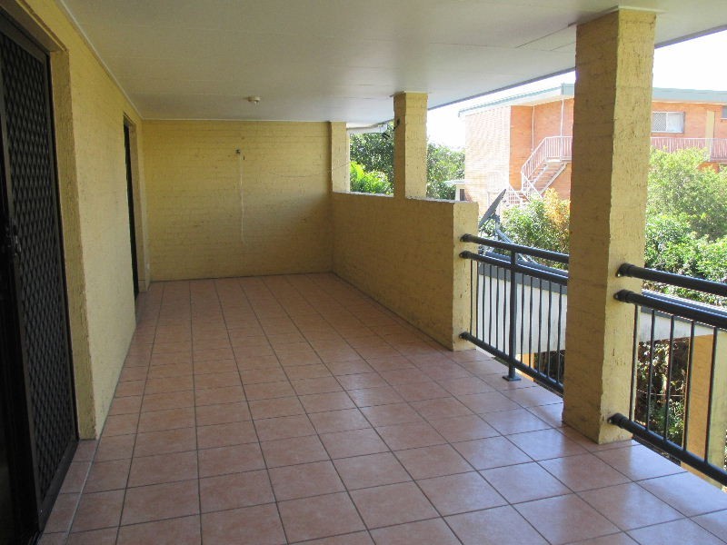 4/41 Robinson Street, Coorparoo QLD 4151