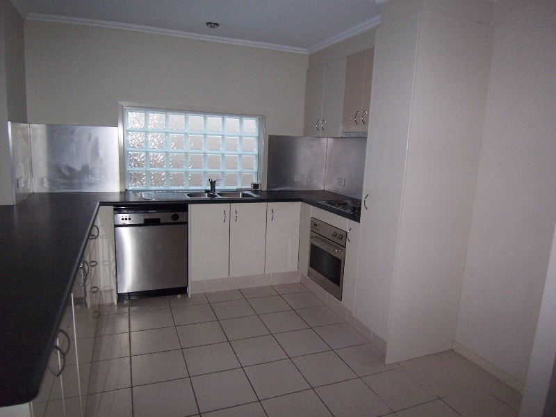 2 Merle Court, Birkdale QLD 4159