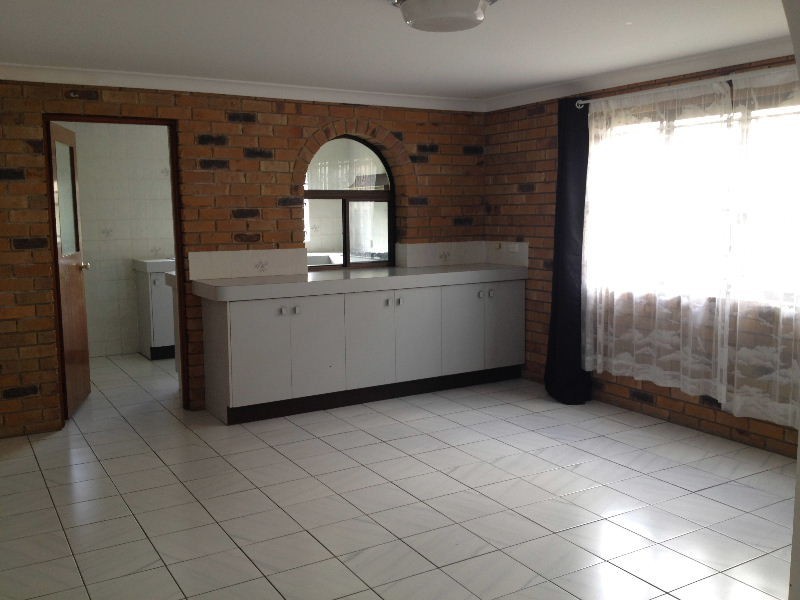 12 Lindisfarne Street, Carindale QLD 4152