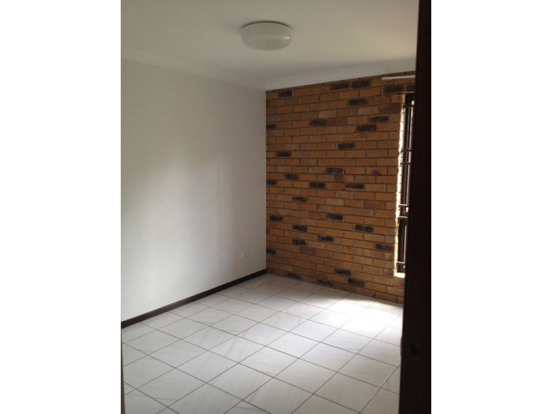 12 Lindisfarne Street, Carindale QLD 4152