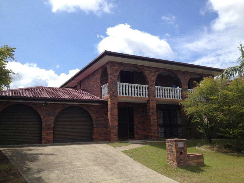 12 Lindisfarne Street, Carindale QLD 4152