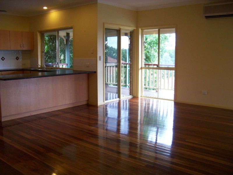 3 Ashbourne Close, Carindale QLD 4152