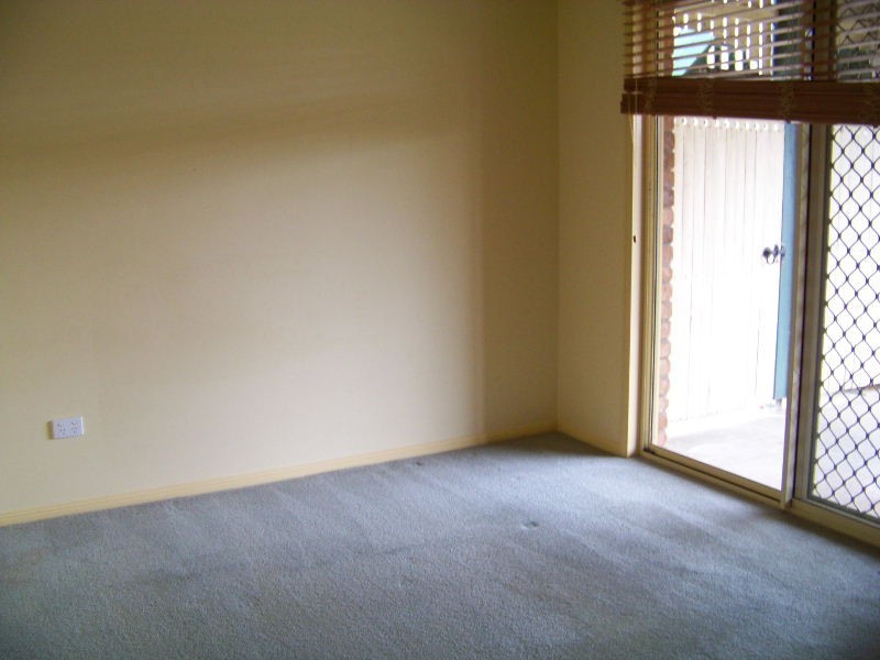 3 Ashbourne Close, Carindale QLD 4152