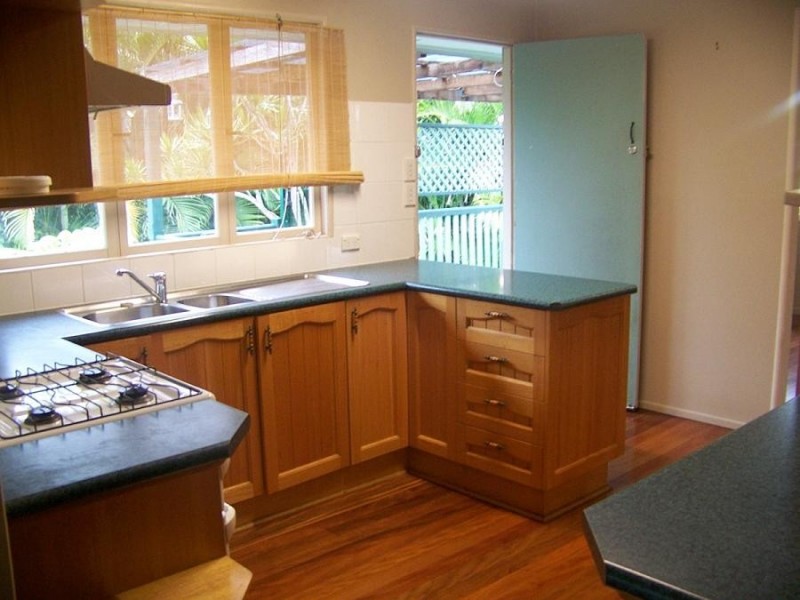 31 Beverley Street, Morningside QLD 4170
