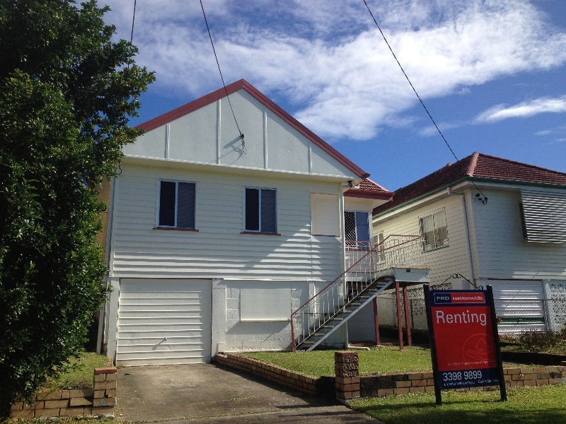 79 Raven Street, Camp Hill QLD 4152