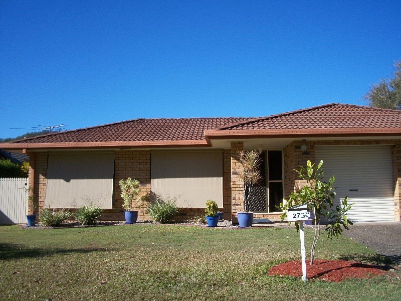 27 Boynedale Street, Carindale QLD 4152