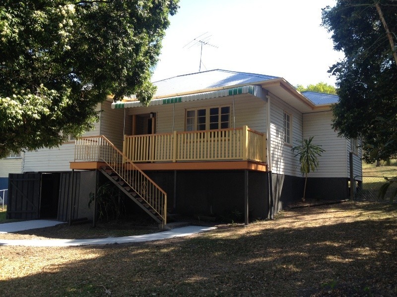 244 Bennetts Road, Norman Park QLD 4170