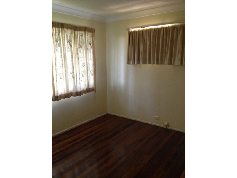 19 Harvest Street, Mansfield QLD 4122