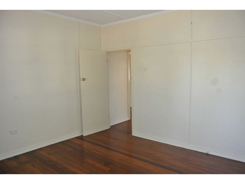 27 Palgrave Street, Tingalpa QLD 4173