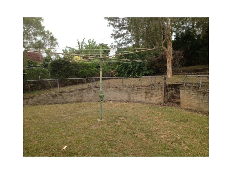 24 Sterculia Avenue, Holland Park West QLD 4121