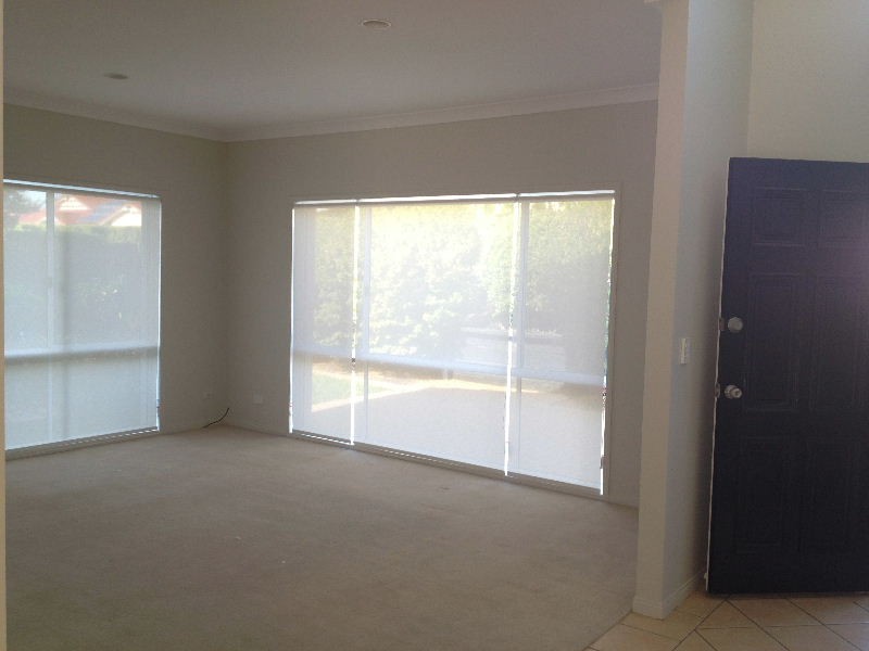 32 Amersham Crescent, Carindale QLD 4152