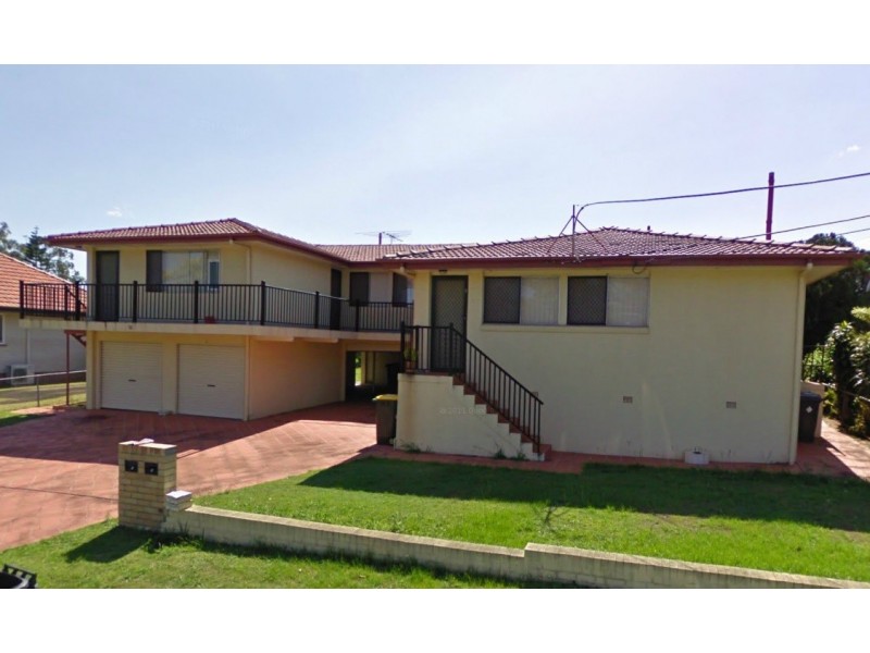 4/12 Robbies Avenue, Carina QLD 4152