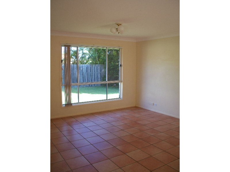 82 Barron Road, Birkdale QLD 4159