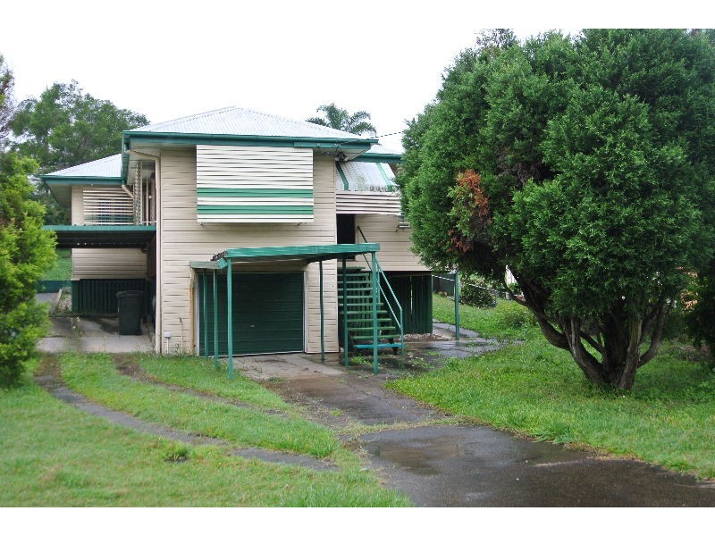 7 Latina Avenue, Seven Hills QLD 4170