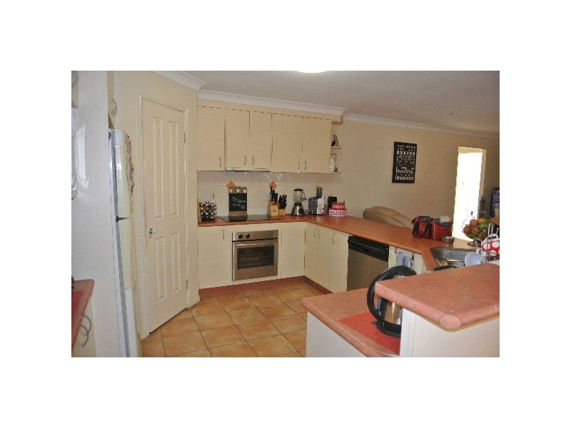 26 Shillington Place, Wishart QLD 4122