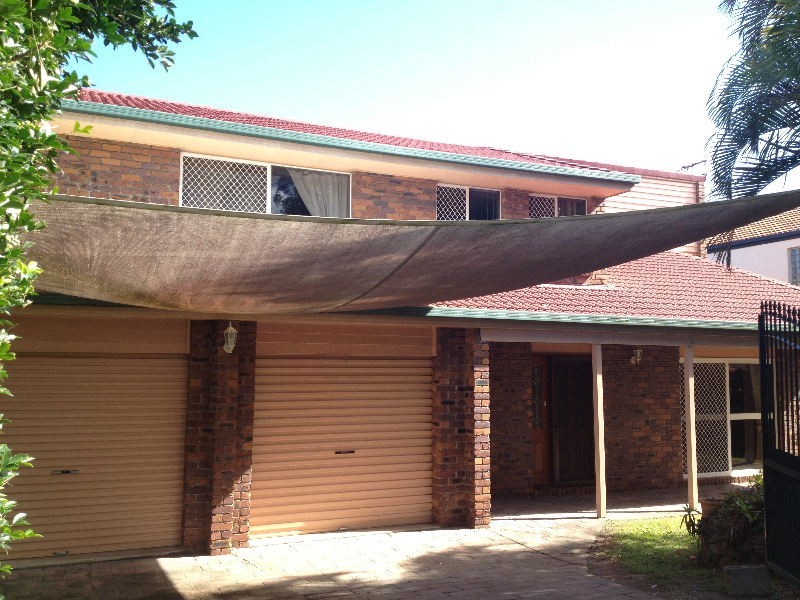 195 Scrub Road, Carindale QLD 4152