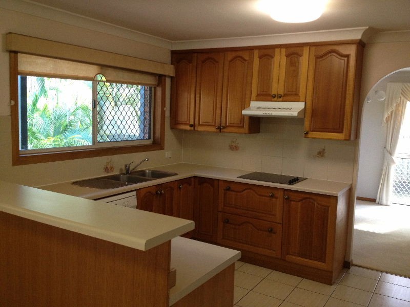 195 Scrub Road, Carindale QLD 4152