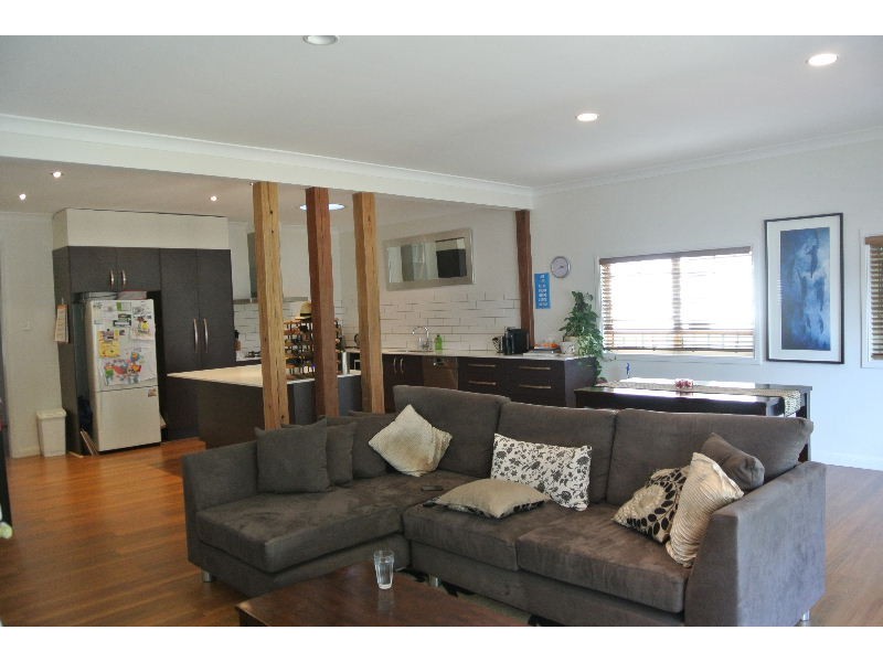 42 Radius Street, Wynnum QLD 4178