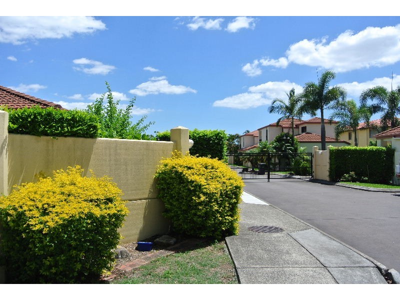 8/136 Meadowlands Road, Carina QLD 4152
