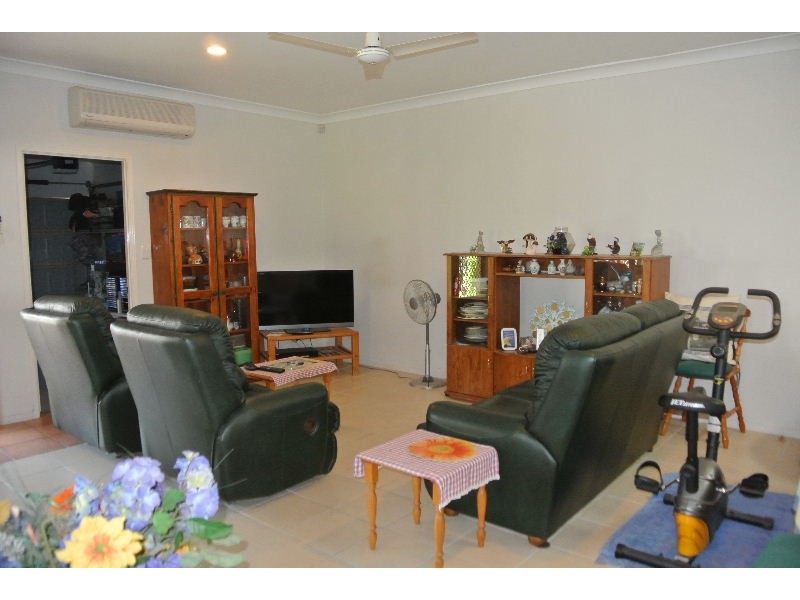 8/136 Meadowlands Road, Carina QLD 4152