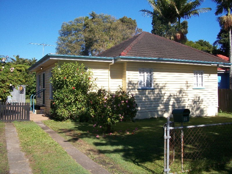 18 Blackwood Road, Manly West QLD 4179