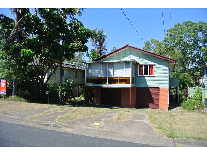 26 Joachim Street, Holland Park West QLD 4121