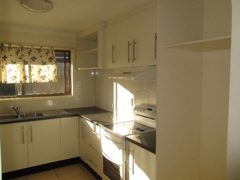 22 Lindisfarne Street, Carindale QLD 4152