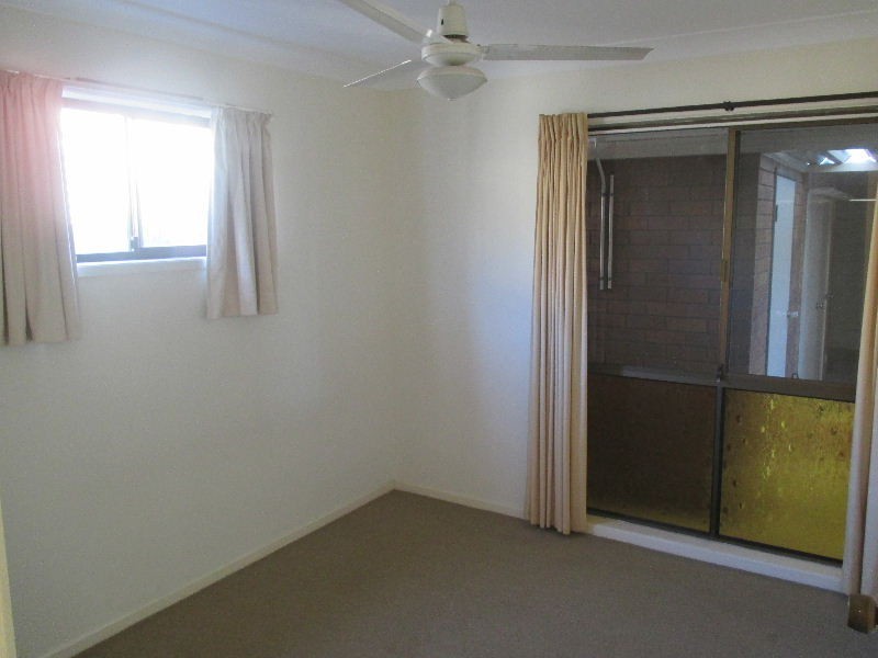 22 Lindisfarne Street, Carindale QLD 4152