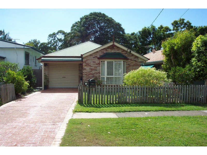 15 Richard Street, Lota QLD 4179
