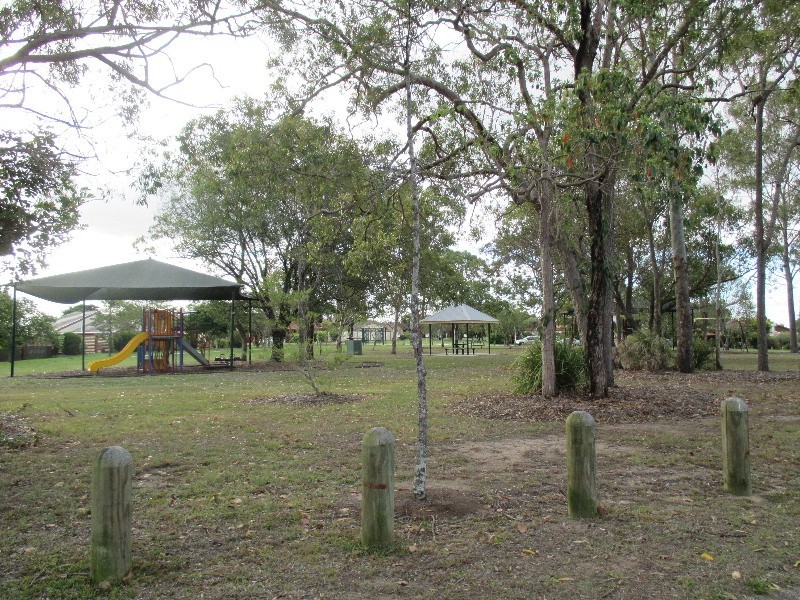 27 Boynedale Street, Carindale QLD 4152