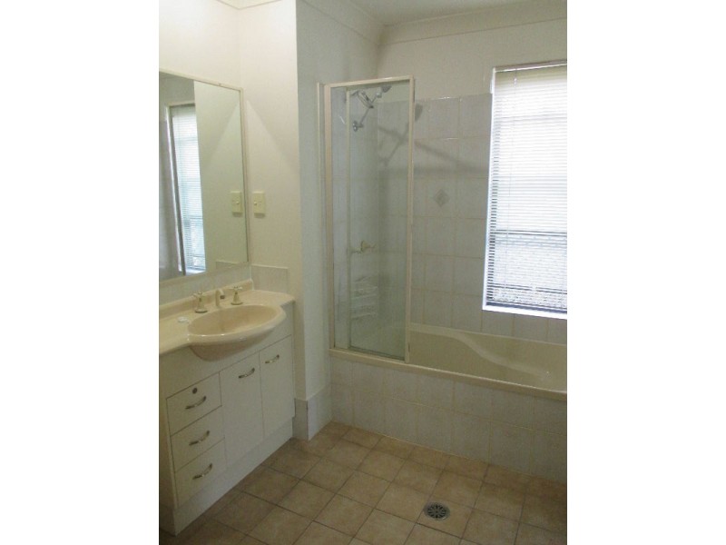 4/120 Foxton Street, Morningside QLD 4170