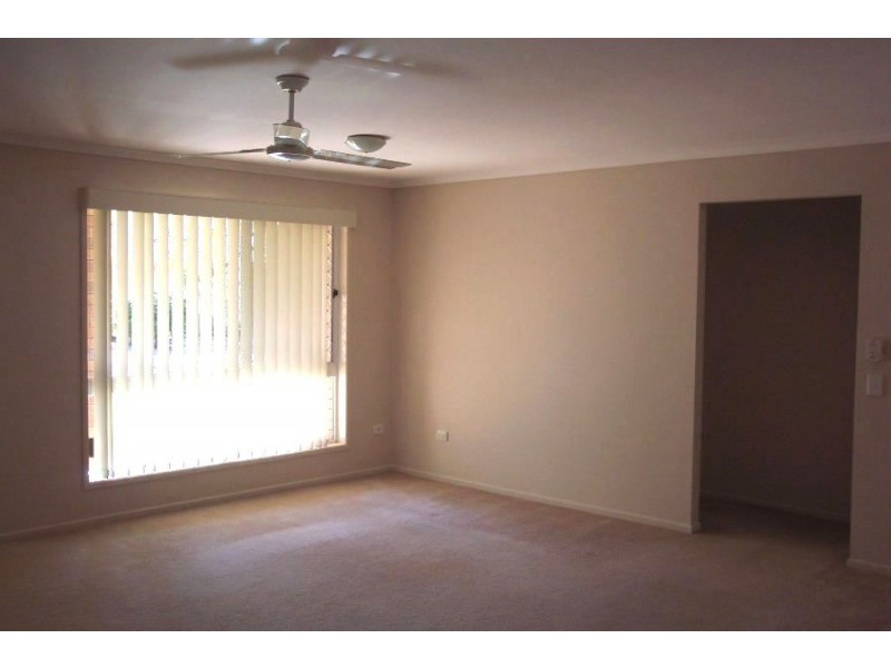 3/100 Meadowlands Road, Carina QLD 4152