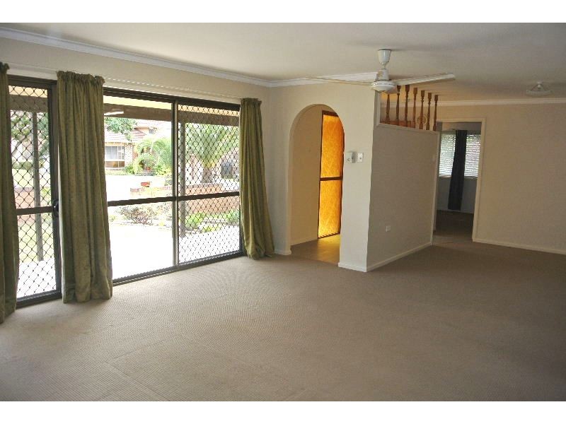 6 Edred Street, Carindale QLD 4152