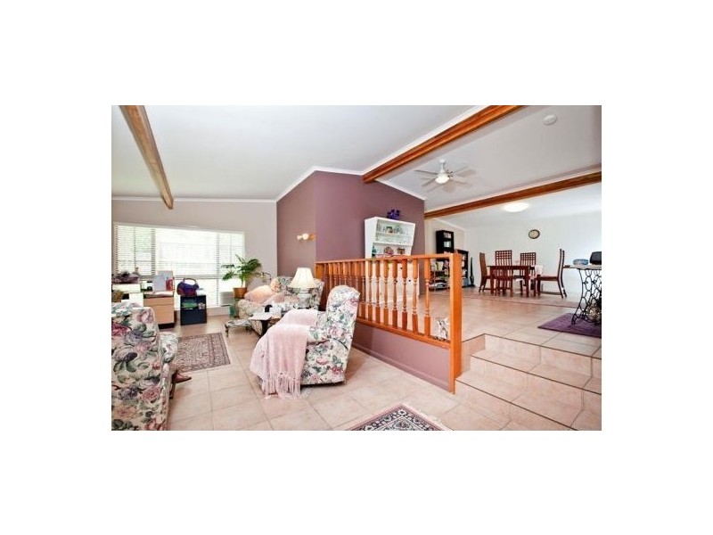 82 Crewe Street, Upper Mount Gravatt QLD 4122